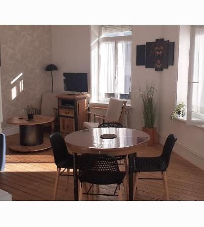 Studio 30 M2 Refait A Neuf Idealement Situe Centre Ville Et Plage Wimereux Luaran gambar