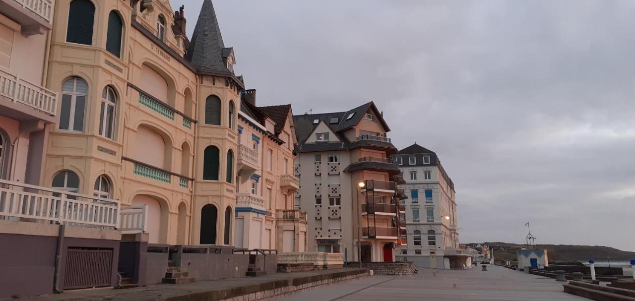 Studio 30 M2 Refait A Neuf Idealement Situe Centre Ville Et Plage Wimereux Luaran gambar